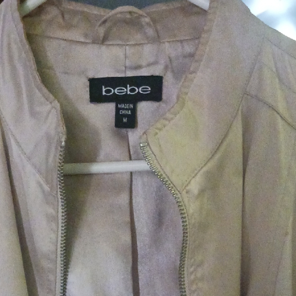 Bebe Jacket Silky Inside Ajustable Belt Light GOLD IN COLOR Super Cute Size Smal